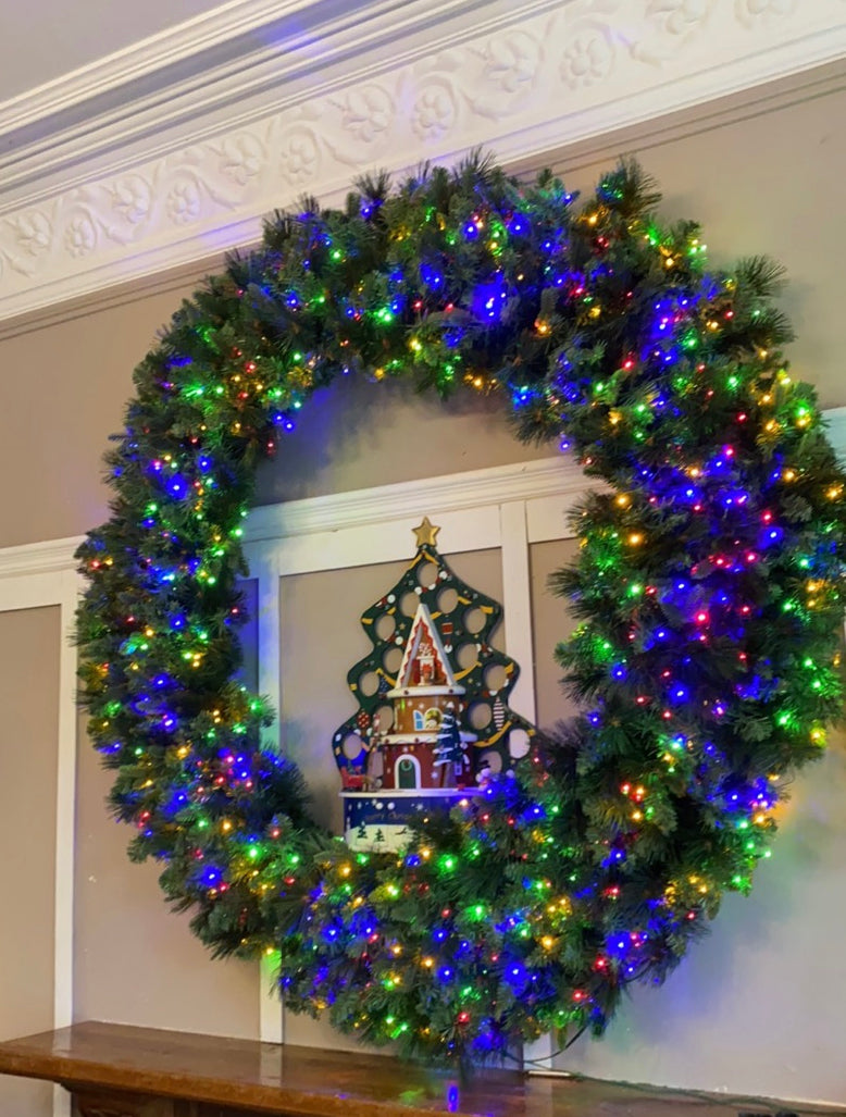 5ft (1.5 m) Christmas Wreath With 800 Micro LED Lights